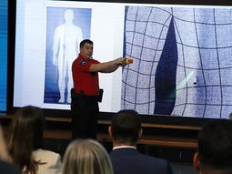 el gobierno presento 100 pistolas taser: a partir de cuando se comienzan a usar y cuanto costaron el gobierno presento 100 pistolas taser: a partir de cuando se comienzan a usar y cuanto costaron