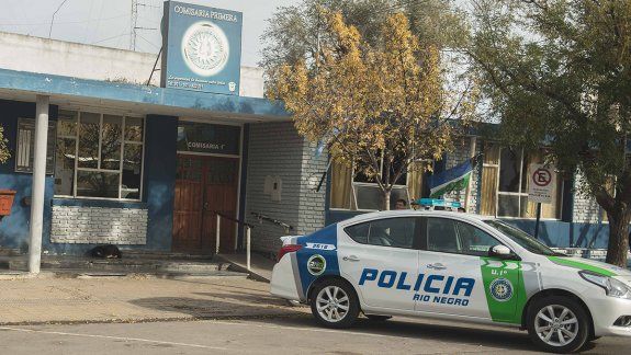 El llamado de un vecino evitó el robo a un Pago Fácil en Viedma