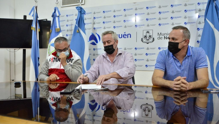 Municipales recibirán un aumento del 52,5% en cinco cuotas