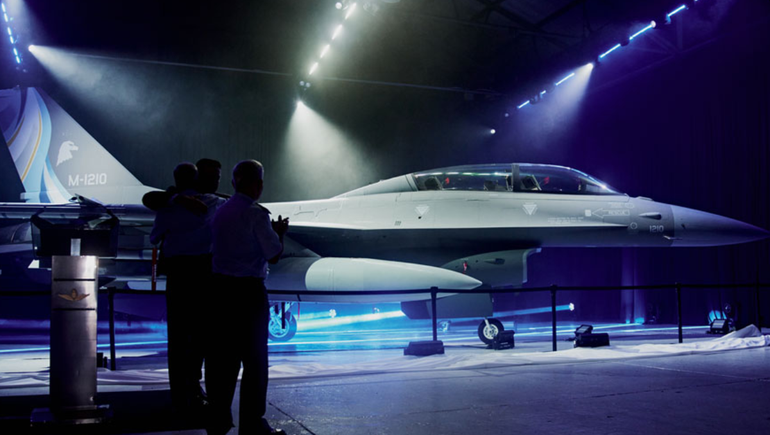Los aviones F16 serán presentados en los próximos días con el nuevo ministro de Defensa