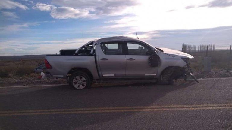 Ruta 17: se le reventó un neumático, perdió el control y volcó
