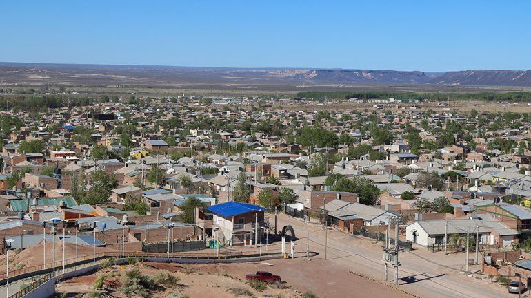 La obra completa estará capacitada para abastecer de agua durante los próximos años.