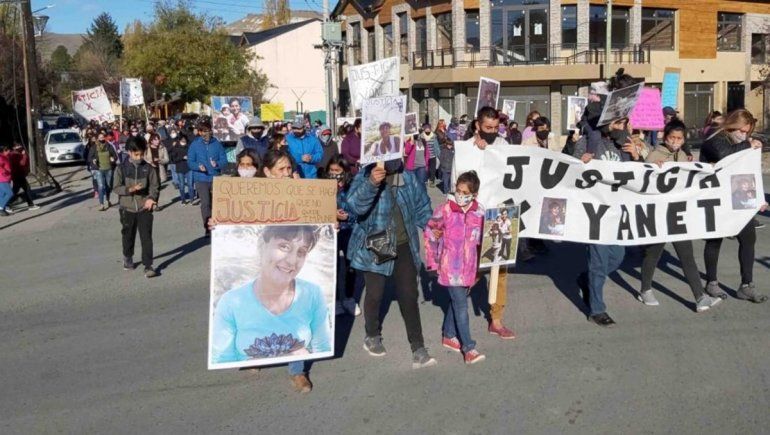 Justicia por Yanet: marcharon por la joven que murió tras una ligadura de trompas
