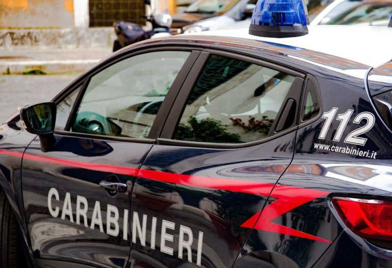 Los Carabineros se acercaron hasta la playa pero no pudieron hacer nada para salvar al chico. Los Carabineros se acercaron hasta la playa pero no pudieron hacer nada para salvar al chico.