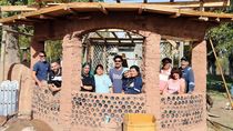 El curso de bioconstrucción en la chacra municipal de Centenario. La apuesta de la ciudad a las casas de barro.