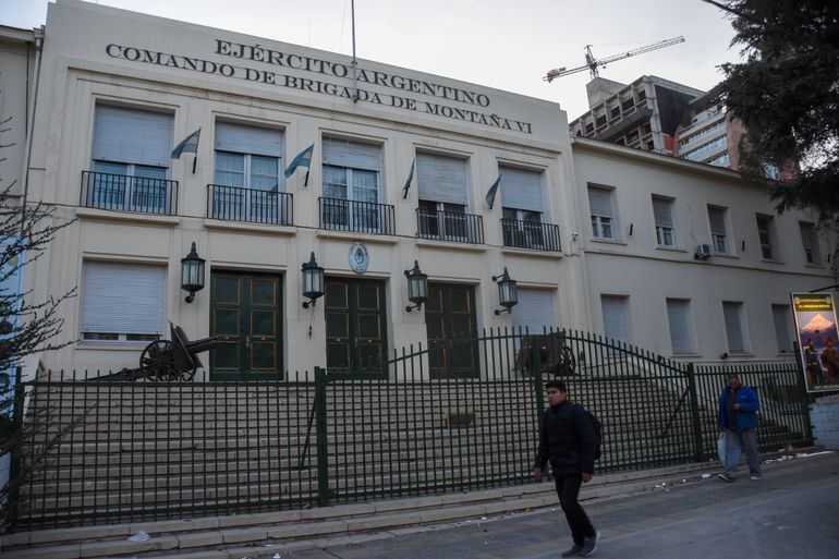 El bus turístico no tendrá parada en el Comando del Ejército