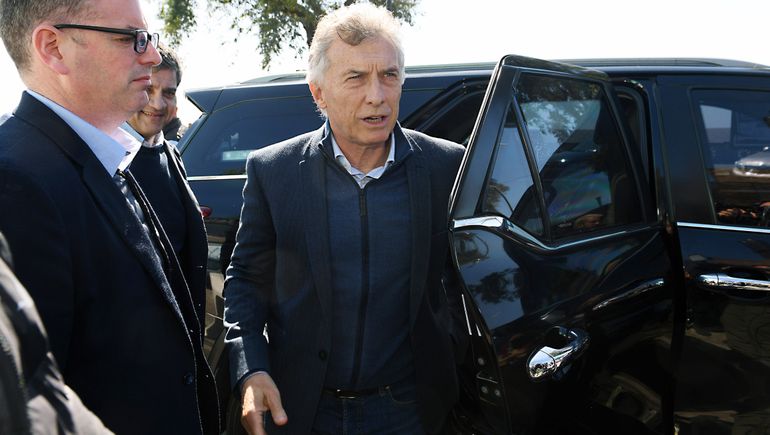 El PRO y un almuerzo con el cuchillo entre los dientes