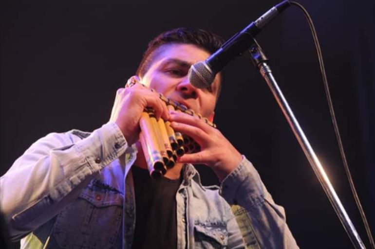 Germán Nahuelcura, músico del grupo Wiñay Mapu. Germán Nahuelcura, músico del grupo Wiñay Mapu.