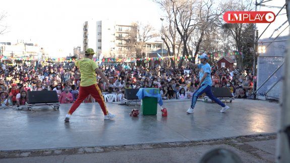 Los niños y niñas tuvieron su gran fiesta en el Parque central