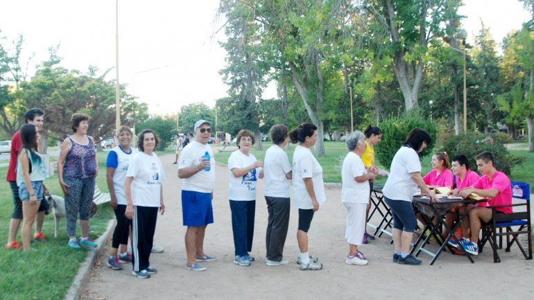 El Parque Rosauer es un clásico puesto de inscripciones para La Corrida.