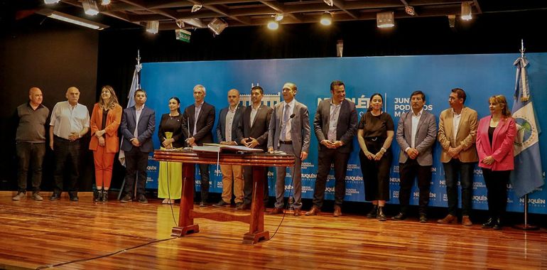 Asumieron los nuevos integrantes del gabinete provincial