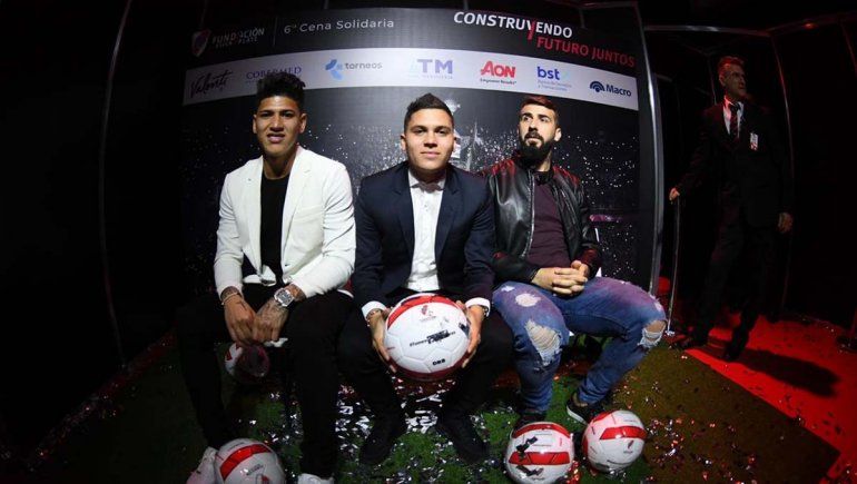 ¿Cuántos millones se pagaron los botines con los que Juanfer Quintero amargó a Boca y el saco de Gallardo?