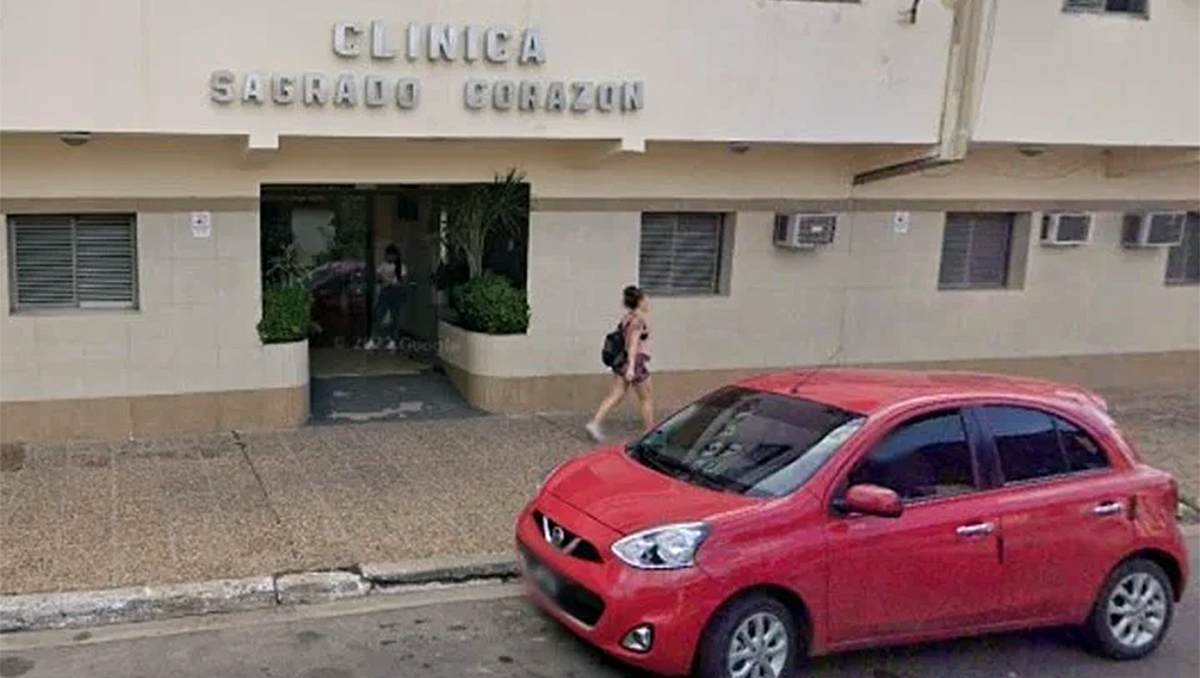 Iban a velar a una anciana pero estaba con vida