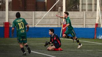 Maronese y otra victoria que lo acerca a la consagración en el Oficial de Lifune. Foto: Omar Novoa Maronese y otra victoria que lo acerca a la consagración en el Oficial de Lifune. Foto: Omar Novoa