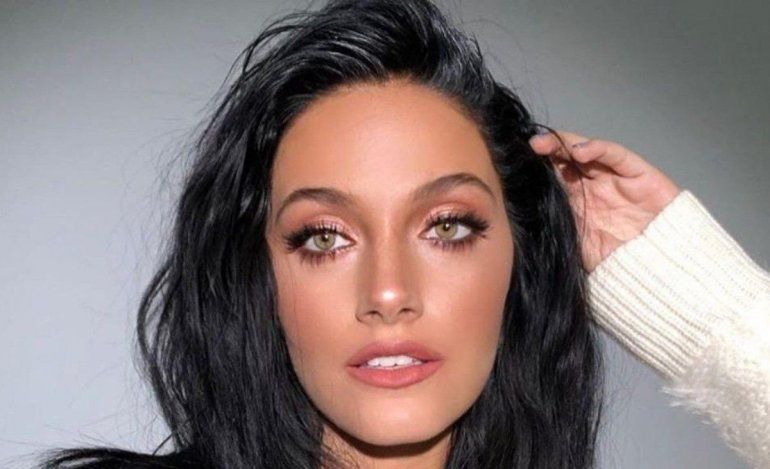 Oriana Sabatini continúa mostrando su talento musical