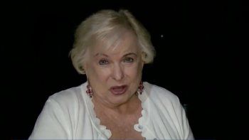 le depositaron por error mil millones de dolares en su cuenta le depositaron por error mil millones de dolares en su cuenta