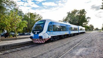 otra complicacion para viajar a neuquen: no funciona el tren otra complicacion para viajar a neuquen: no funciona el tren