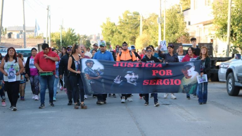 Mecánicos truchos, estafas y dos crímenes casi calcados