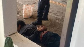 La pareja fue detenida en pleno hecho delictivo. La pareja fue detenida en pleno hecho delictivo.