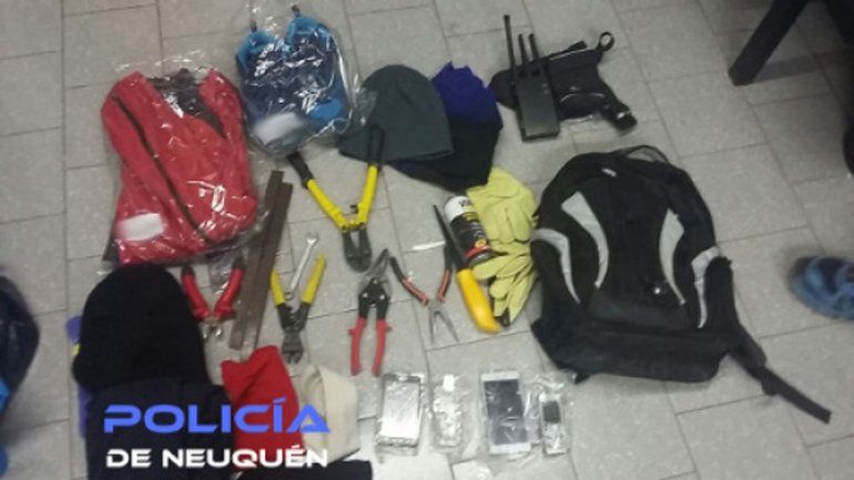 Parte de los objetos recuperados.