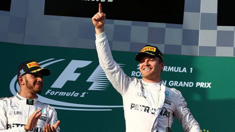 Mercedes arrancó con todo y Nico Rosberg se llevó la primera carrera del año en Australia