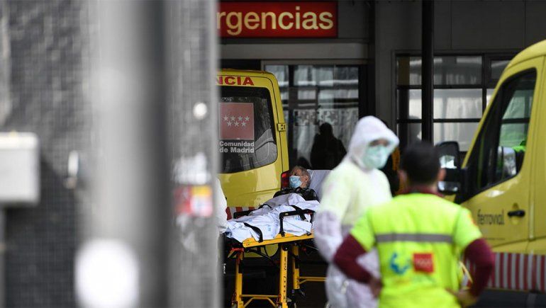 España: el gobierno se cubre ante la suba de muertos