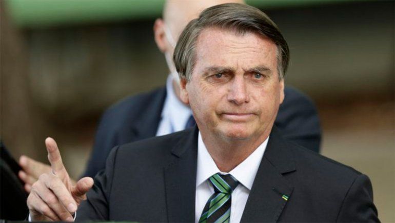 En plena crisis sanitaria, Bolsonaro cuestiona la cuarentena