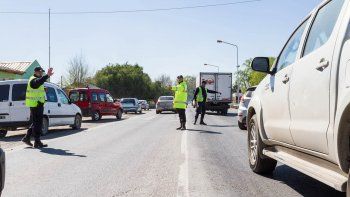 Los controles desplegados por el Cuerpo de Seguridad Vial de Cipolletti son permanentes en las rutas nacionales 22 y 151, y en la Ruta Chica.