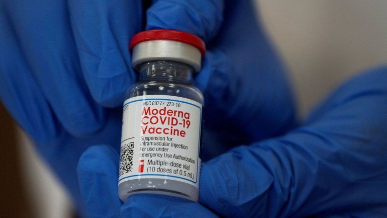 Vacuna Moderna: la Unión Europea busca nuevo acuerdo