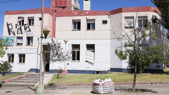 Las impactantes imágenes por dentro del aguantadero de Avenida Argentina