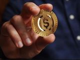 En el actual contexto económico y financiero que vive el país es imposible poder insertar una moneda digital que ayude a cambiar el rumbo de la crisis. Mas bien, será fagocitada por ella.