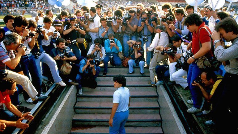 La llegada de Diego Maradona al Napoli.