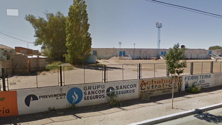 Delincuentes barretearon una puerta y saquearon al Club Alianza de Cutral Co