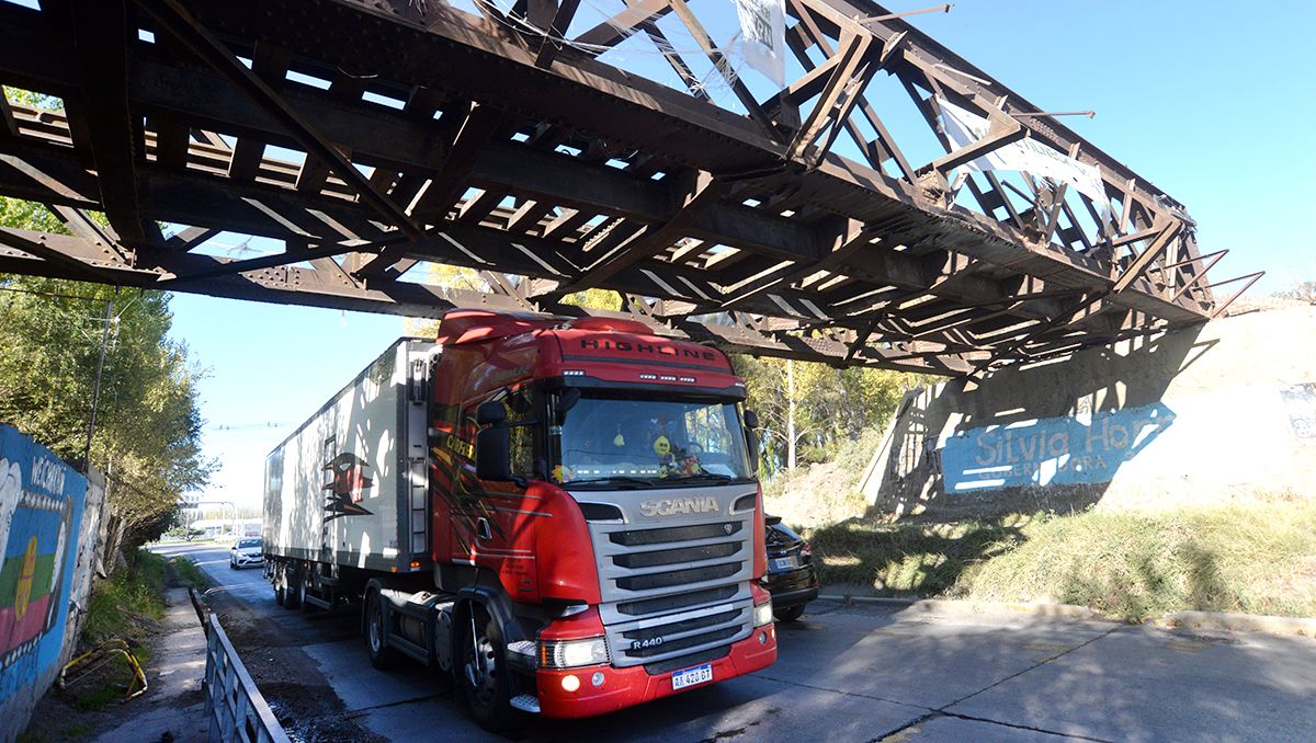 Los camioneros reclaman una alternativa al paso por la Ruta 151 / Foto Archivo