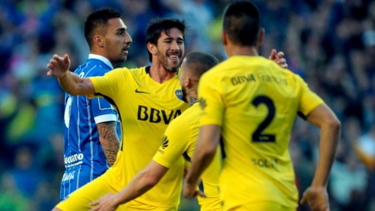 Boca lo dio vuelta, ganó y es puntero de la Superliga