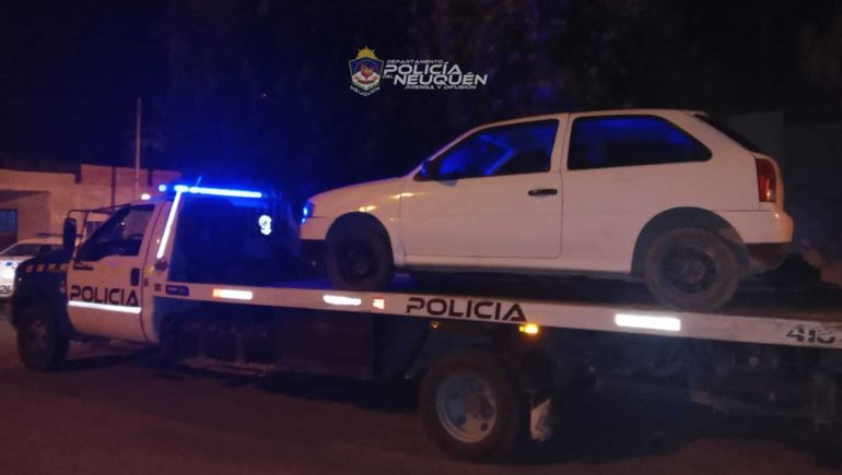 Manejaba borracho, chocó, huyó, lo detuvieron y agredió a la Policía