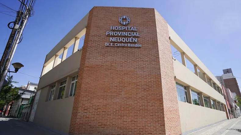 La paz se transformó en terror: un joven estaba reunido con amigos y fue baleado por la espalda | LM Neuquen La paz se transformó en terror: un joven estaba reunido con amigos y fue baleado por la espalda