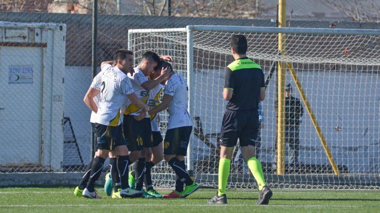 Gabriel Parroni marcó el único gol del partido en el primer tiempo. Ya le había convertido a Moreno en el partido de ida de la final del C.