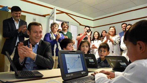 gutierrez inauguro el nuevo centro de salud de los miches