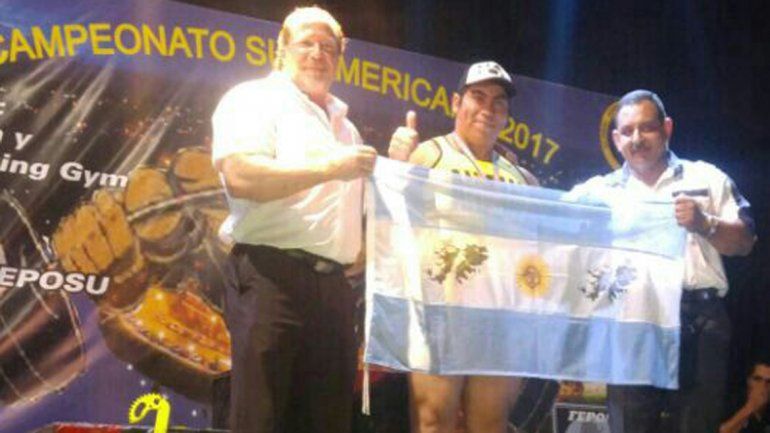 El neuquino Emilio Mansilla cosechó otro doble título