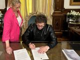 Javier Milei firmó el proyecto de Ficha Limpia.