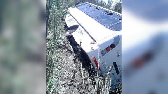 Colectivo se accidentó en San Rafael: 14 neuquinos heridos