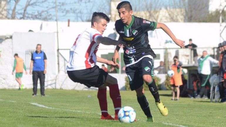 El Rojo debutó con una derrota: cayó 1 a 0 ante Villa Mitre en Bahía