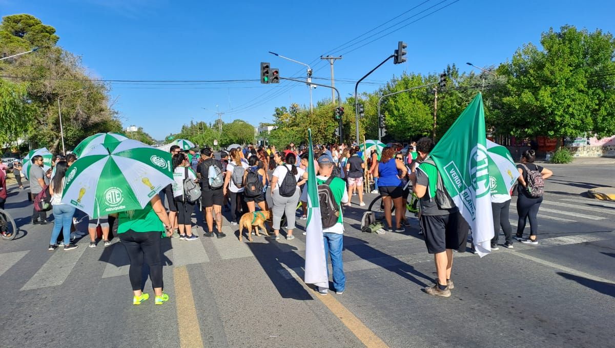 Levantaron el corte sobre la multitrocha y mañana marchan por el centro