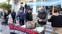 en 9 fotos, una lucha en defensa de la unco a base de una tortafriteada