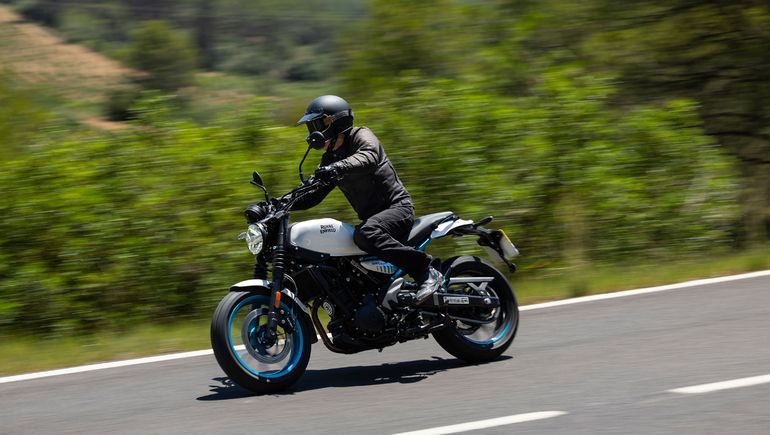 Royal Enfield Guerrilla 450. Royal Enfield Guerrilla 450.