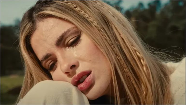 Dale play: así es la nueva canción de la China Suárez, Desaniversario