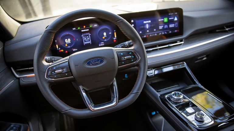 Así es el volante, trablero y sistema multimedia de Ford Territory. Foto: Ford Argentina Así es el volante, trablero y sistema multimedia de Ford Territory. Foto: Ford Argentina