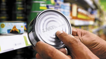 Alimentos vencidos no siempre implican riesgo: el criterio sensorial resulta clave antes de descartar. Alimentos vencidos no siempre implican riesgo: el criterio sensorial resulta clave antes de descartar.