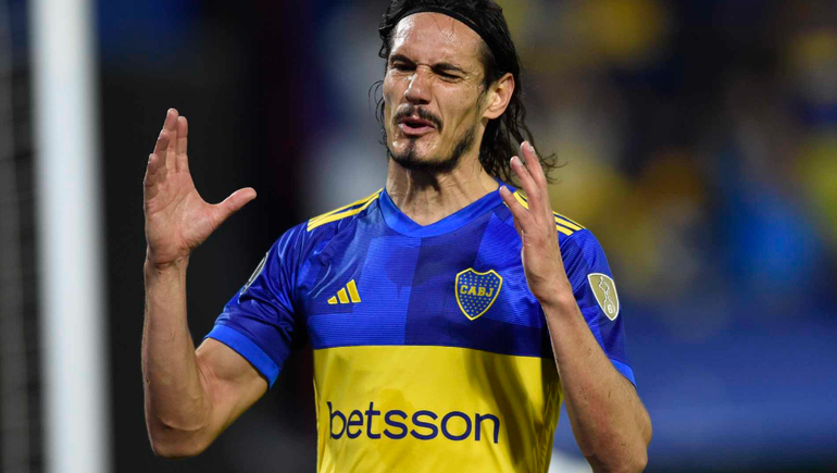 Boca no puede hacer goles y Cavani sigue con su racha negativa. Foto: AP